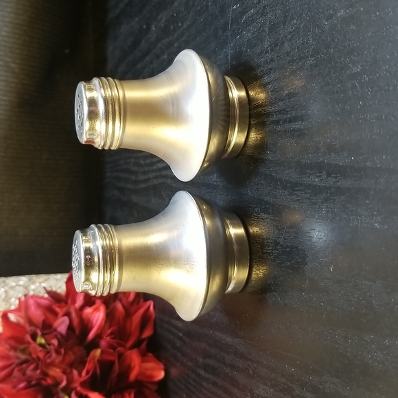 Depression Era Aluminum No Tip Weighted Salt & Pepper Shakers - Picture 1 of 11